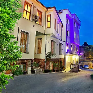https://divas-istanbul.istanbul-turkeyhotels.com